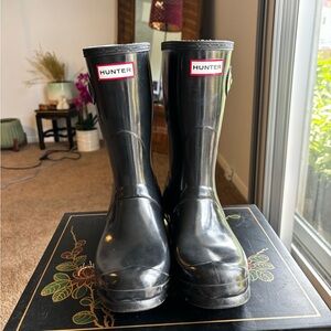Hunter rain boots size 8